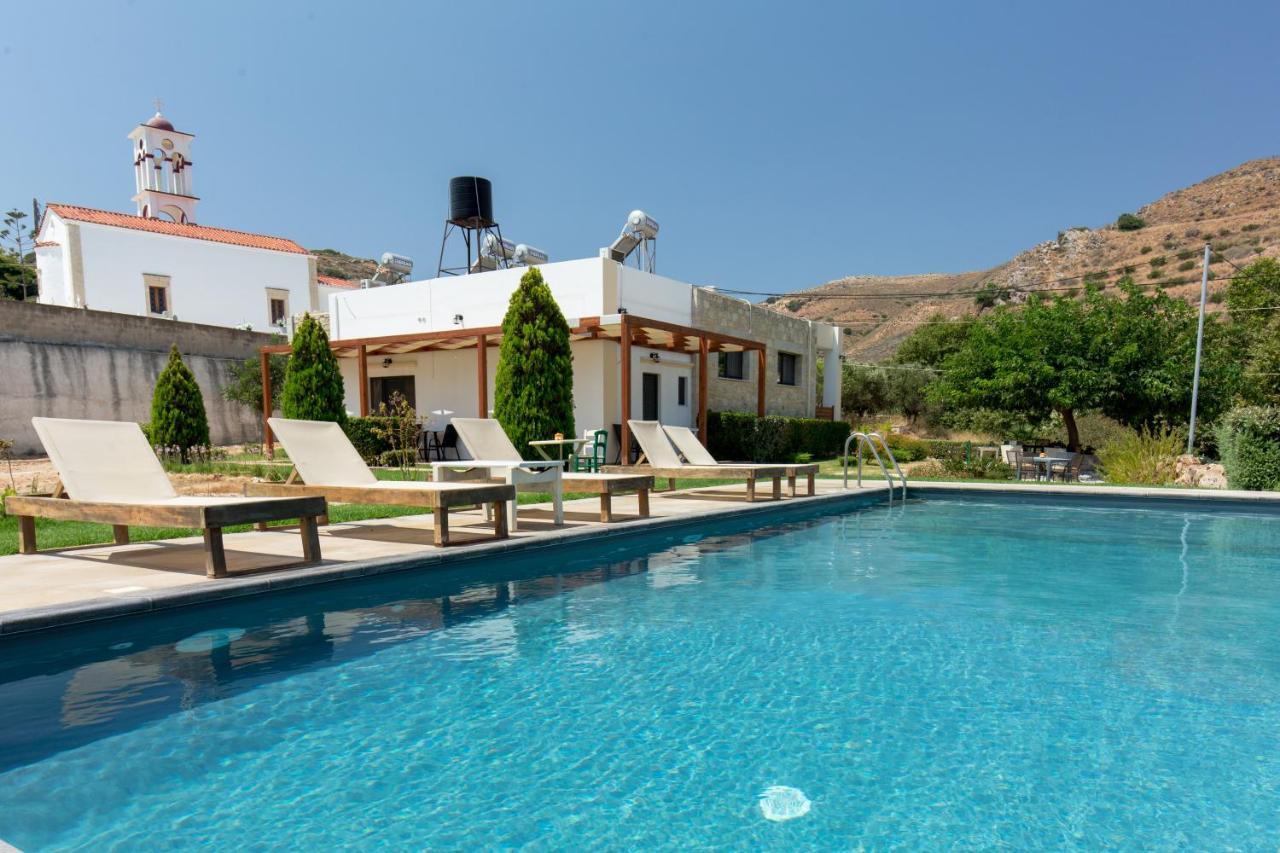 Agarathos Traditional Rooms - Pool - Kaliviani -On The Road To Balos Zewnętrze zdjęcie